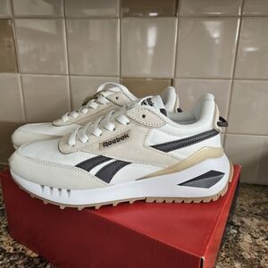 Reebok White and Tan Sneakers
